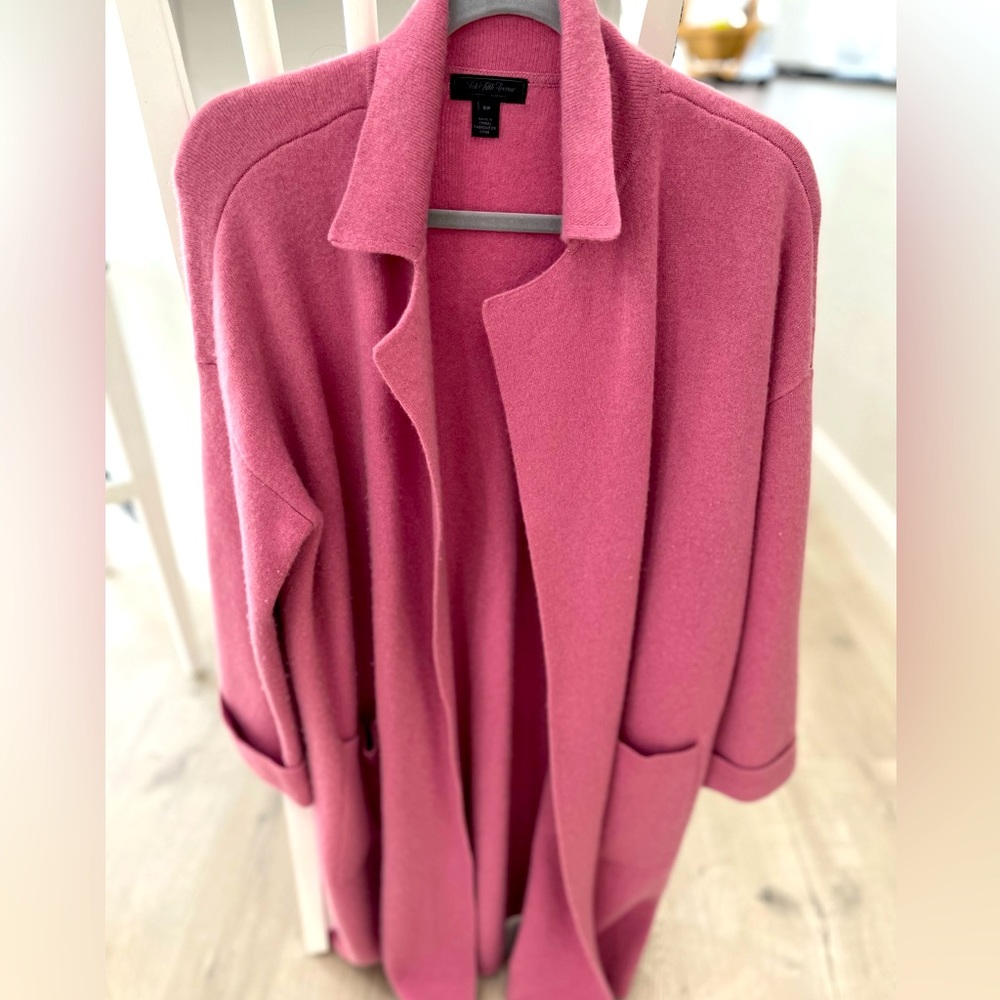 Saks Fifth Avenue 95% cashmere wrap. Gorgeous pink and lush. Super soft!